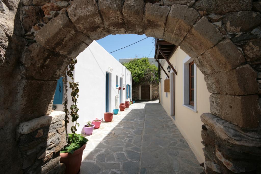 Studios Bourgos Naxos City Exterior photo